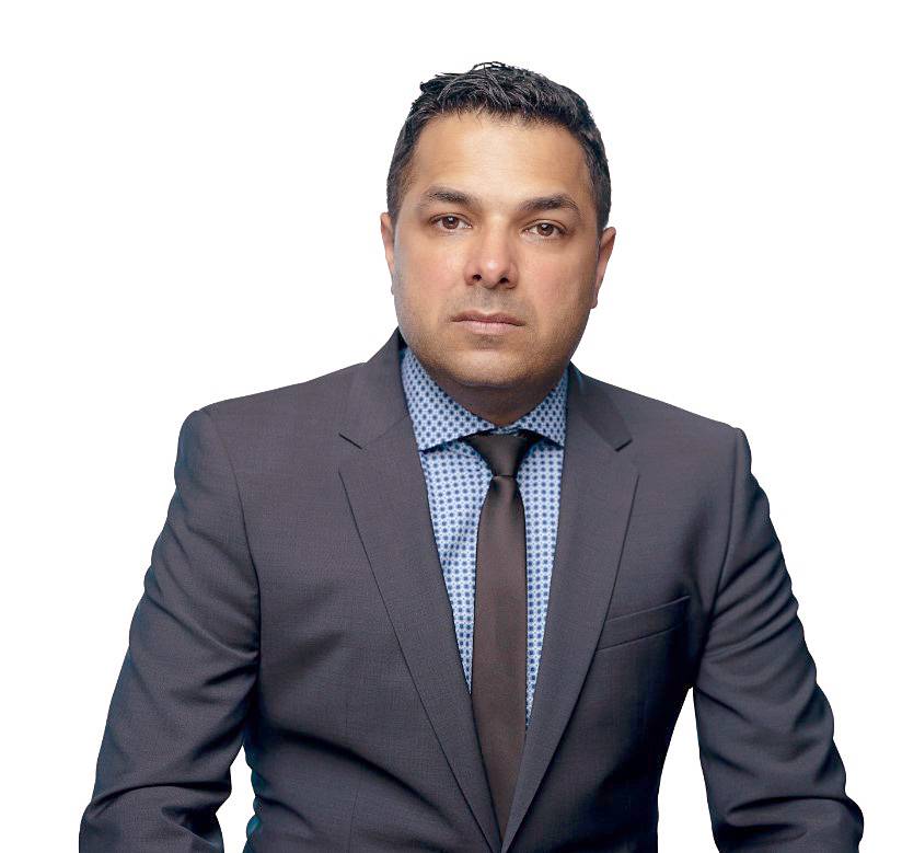 ماجد خان الرئيس التنفيذي لبرنامج الربط الجوي