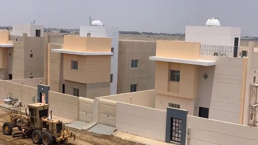 نقص المعروض أمام تنامي الطلب، مع تأخر تسليم كثير من المشاريع السكنية.